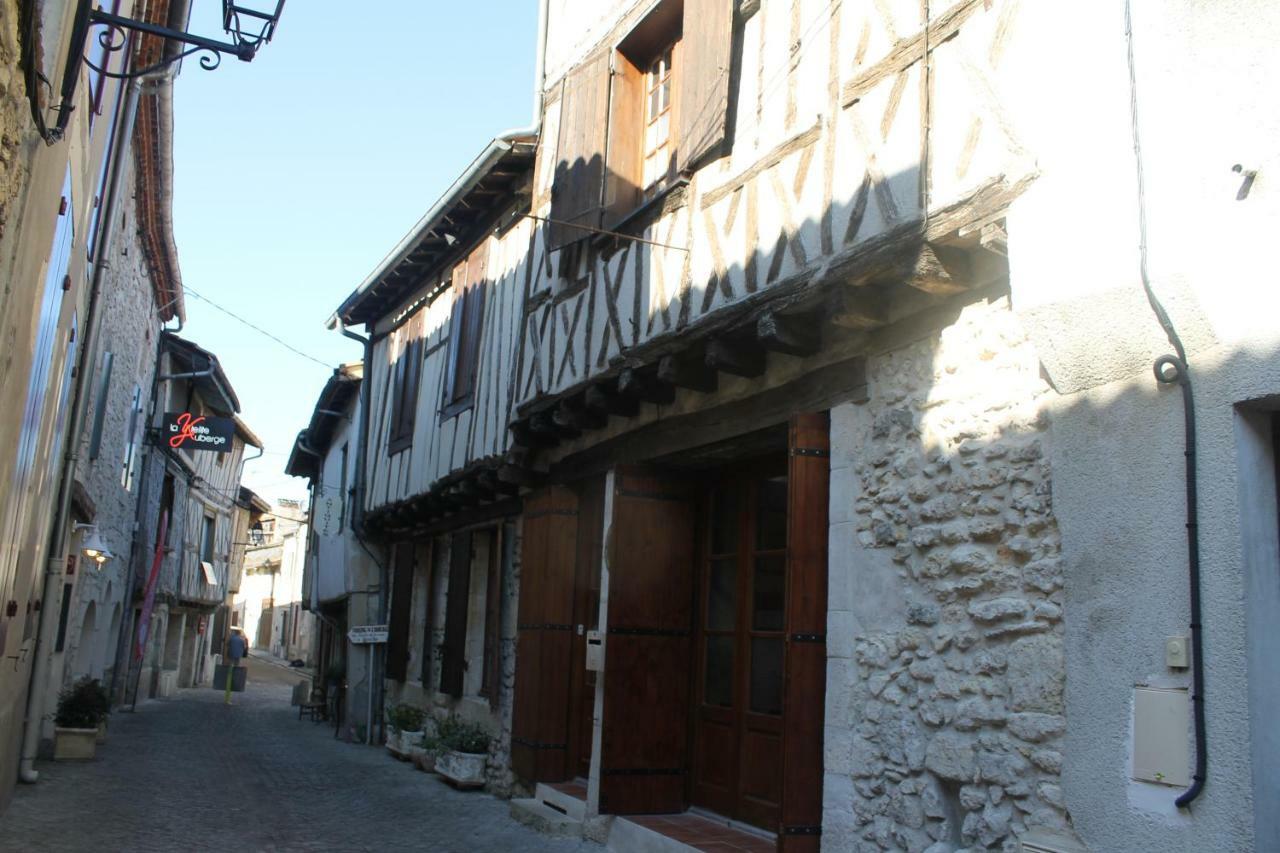 L' Ancien Relais De Poste - Margot Apartment Casteljaloux Exterior photo